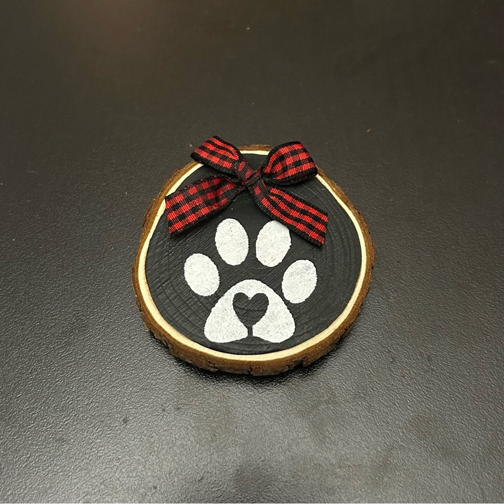 Hand painted rustic dog paw magnet